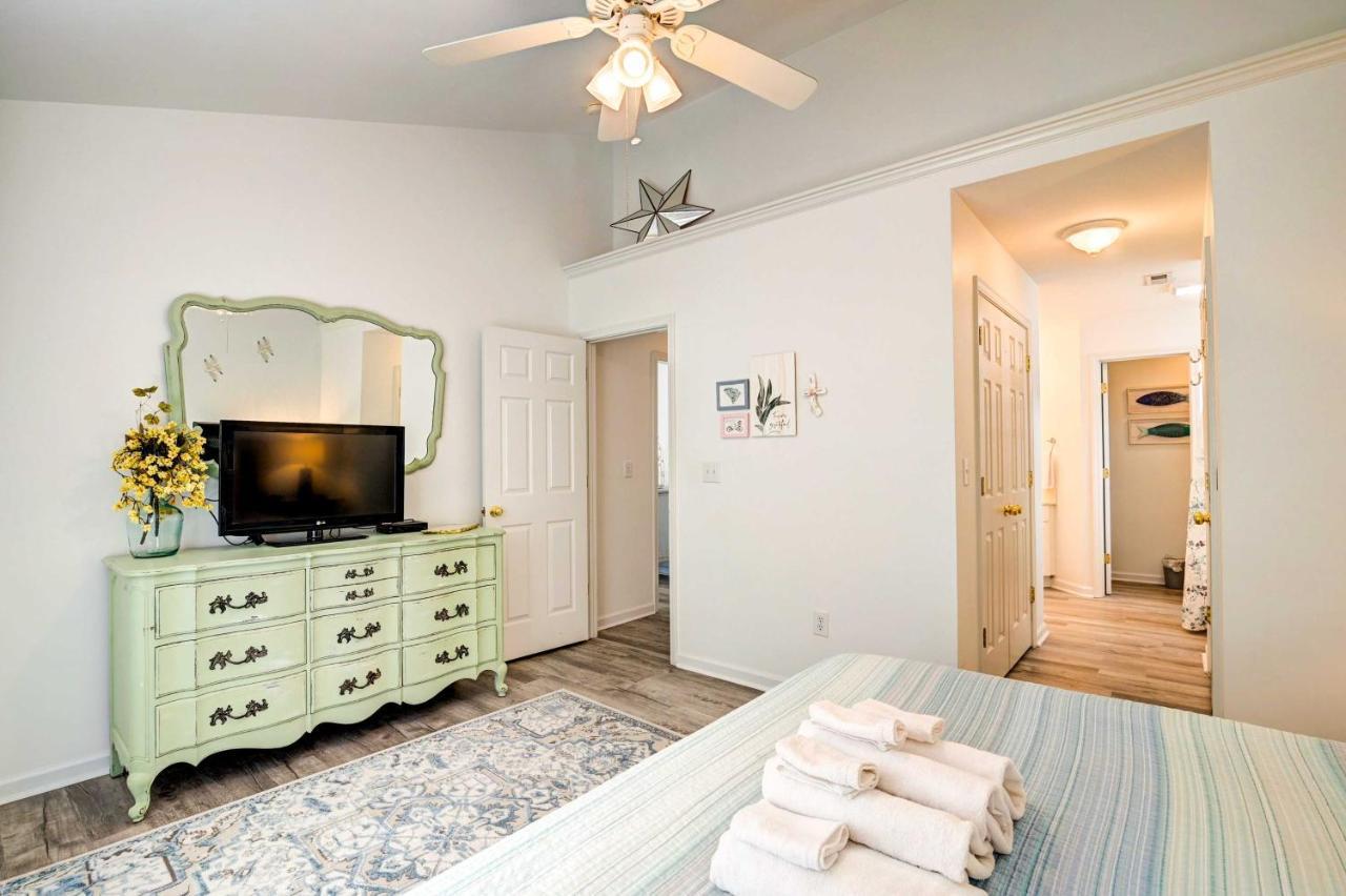 Sunny Surfside Beach Home Walk To Beaches! Μιρτλ Μπιτς Εξωτερικό φωτογραφία